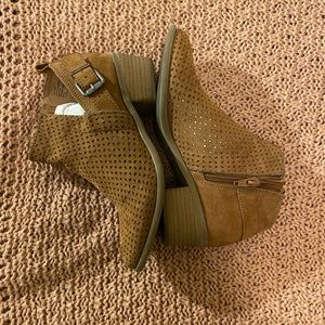 Perforated tan bootie with buckle